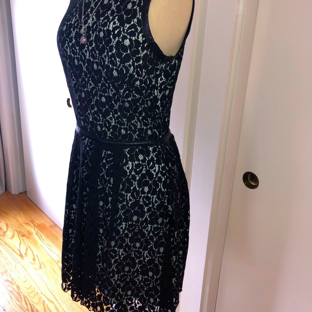 Like New Speechless Black Lace cocktail evening Sheath Dress, size 7